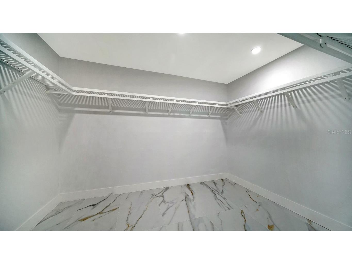 5468 Wilkinson Road Sarasota FL 34233 A4673297 image38