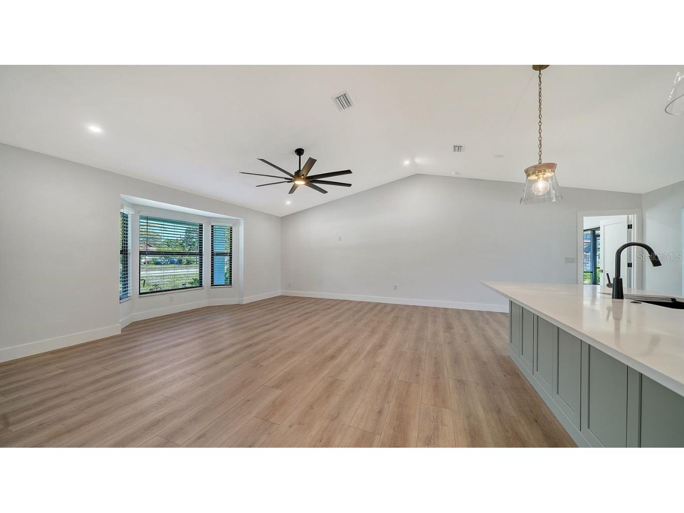 5468 Wilkinson Road Sarasota FL 34233 A4673297 image9