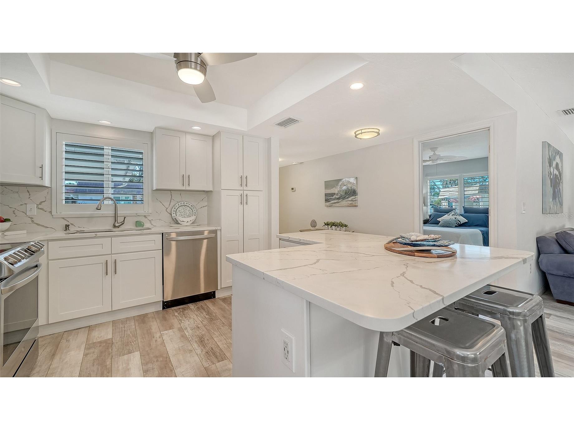 5469 Riverbluff Circle #42 Sarasota FL 34231 A4683312 image13