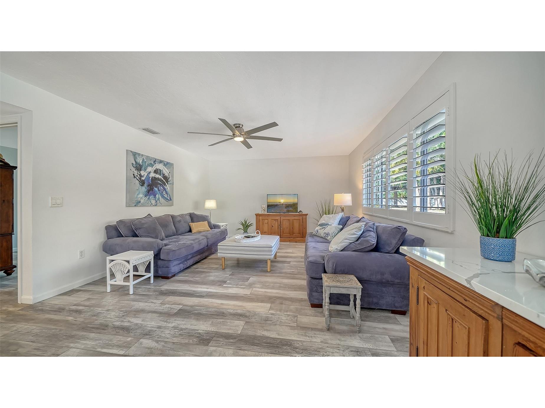 5469 Riverbluff Circle #42 Sarasota FL 34231 A4683312 image7
