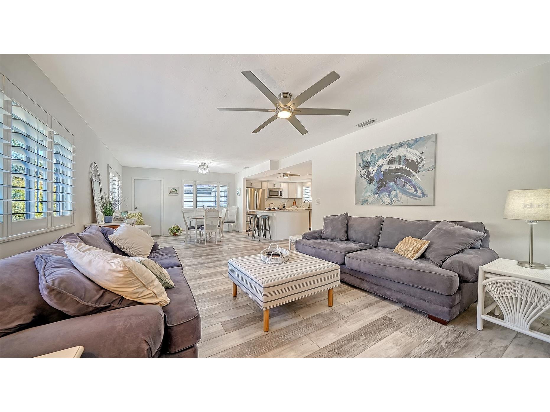 5469 Riverbluff Circle #42 Sarasota FL 34231 A4683312 image9