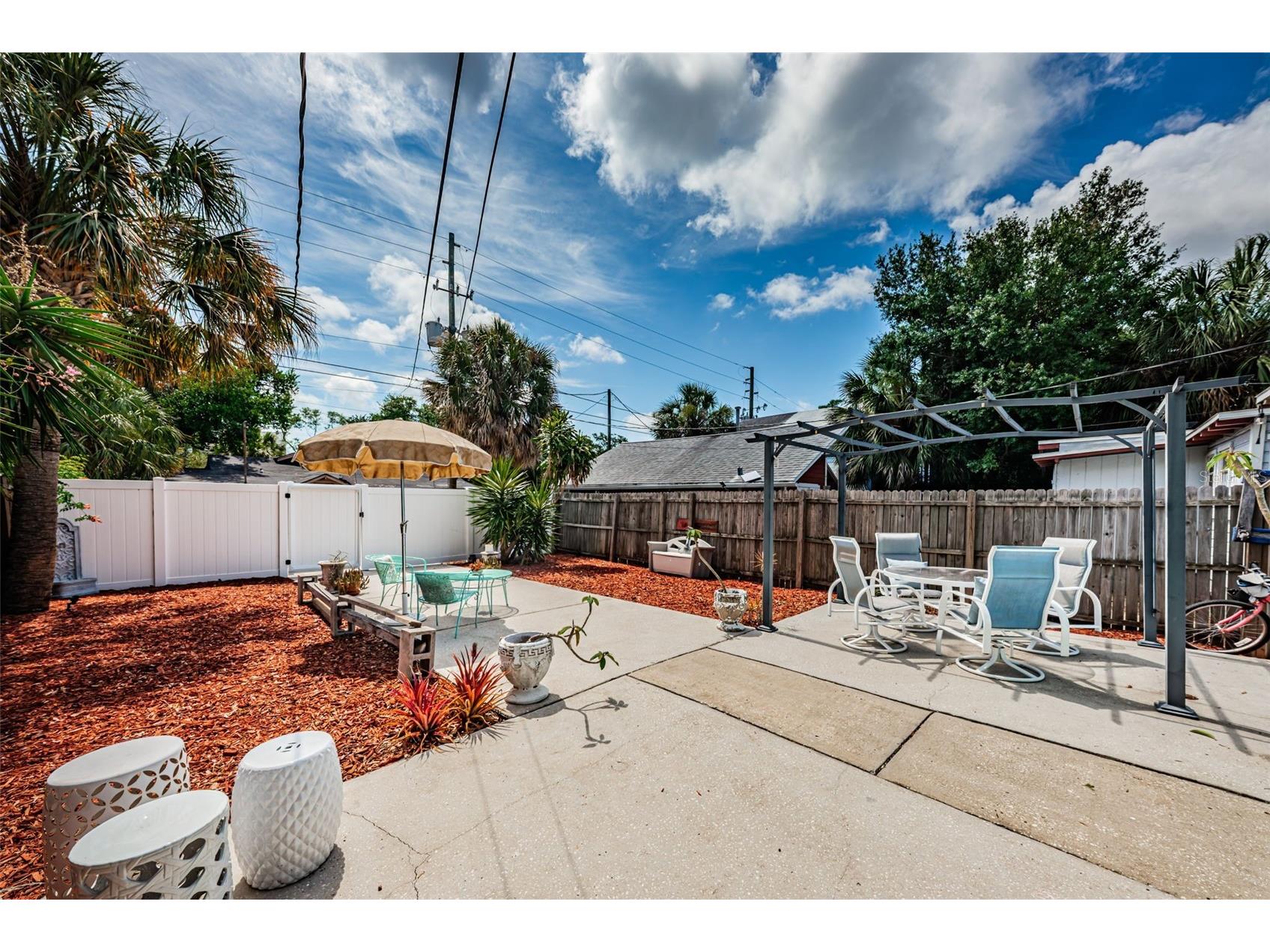 547 15th Street N Saint Petersburg FL 33705 TB8509227 image32