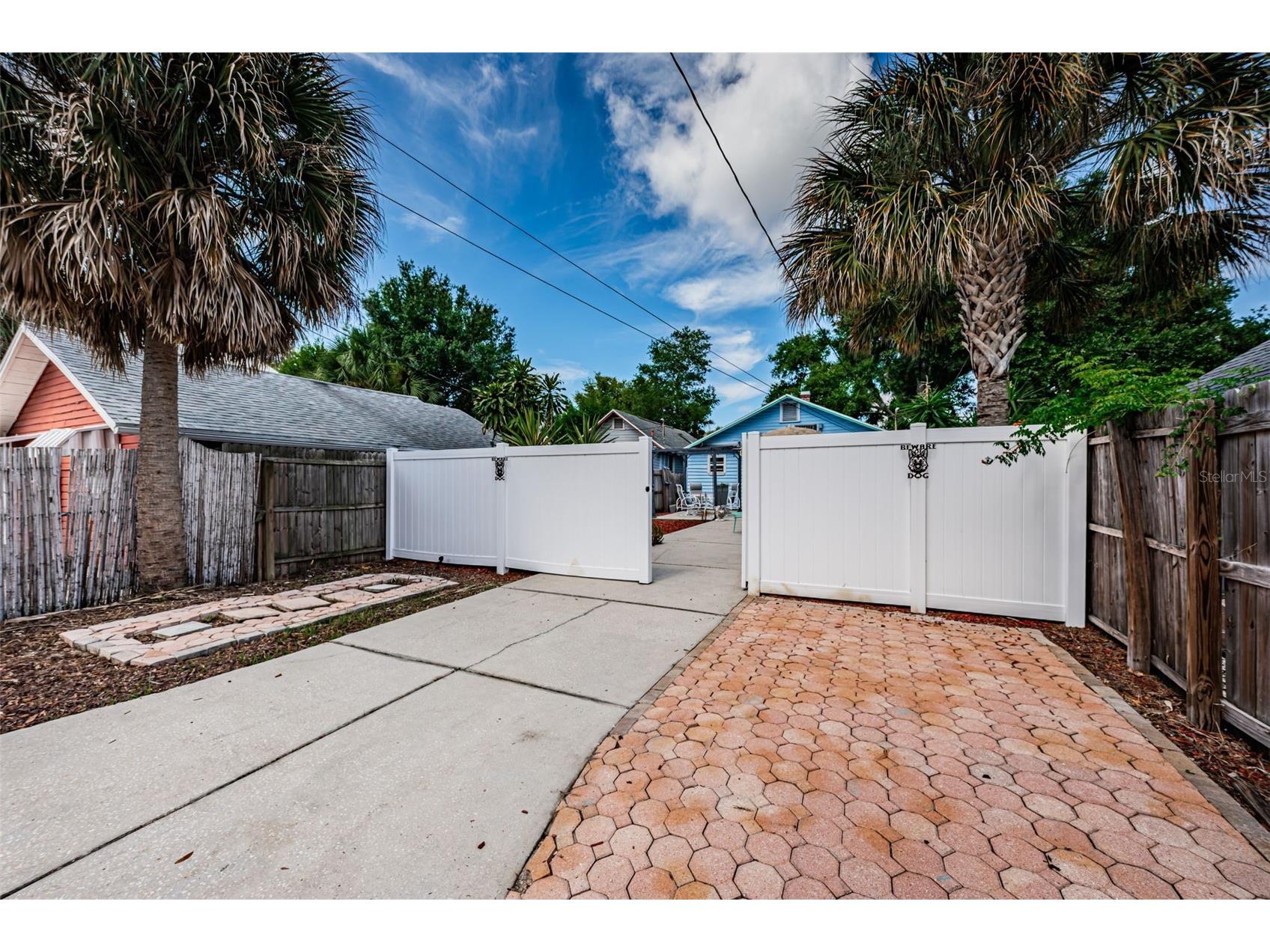 547 15th Street N Saint Petersburg FL 33705 TB8509227 image35
