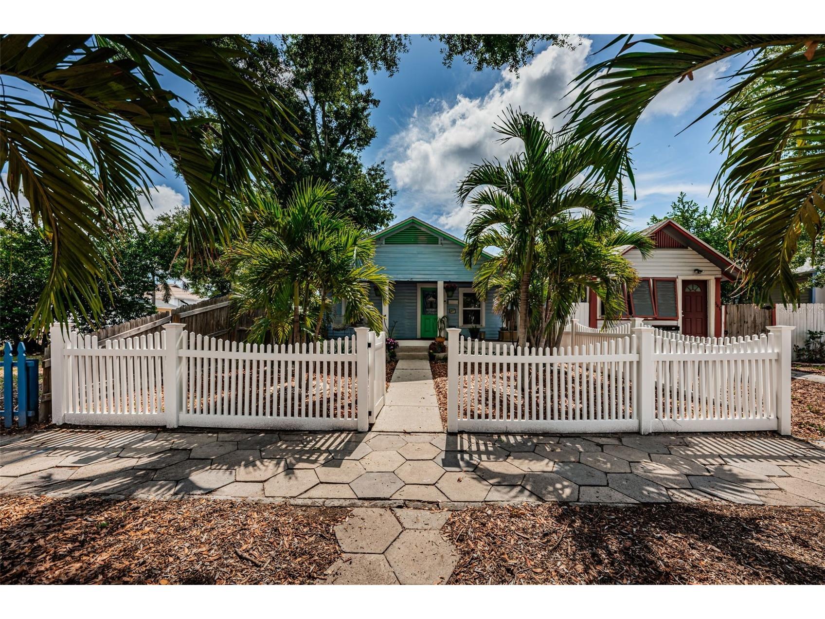 547 15th Street N Saint Petersburg FL 33705 TB8509227 image36