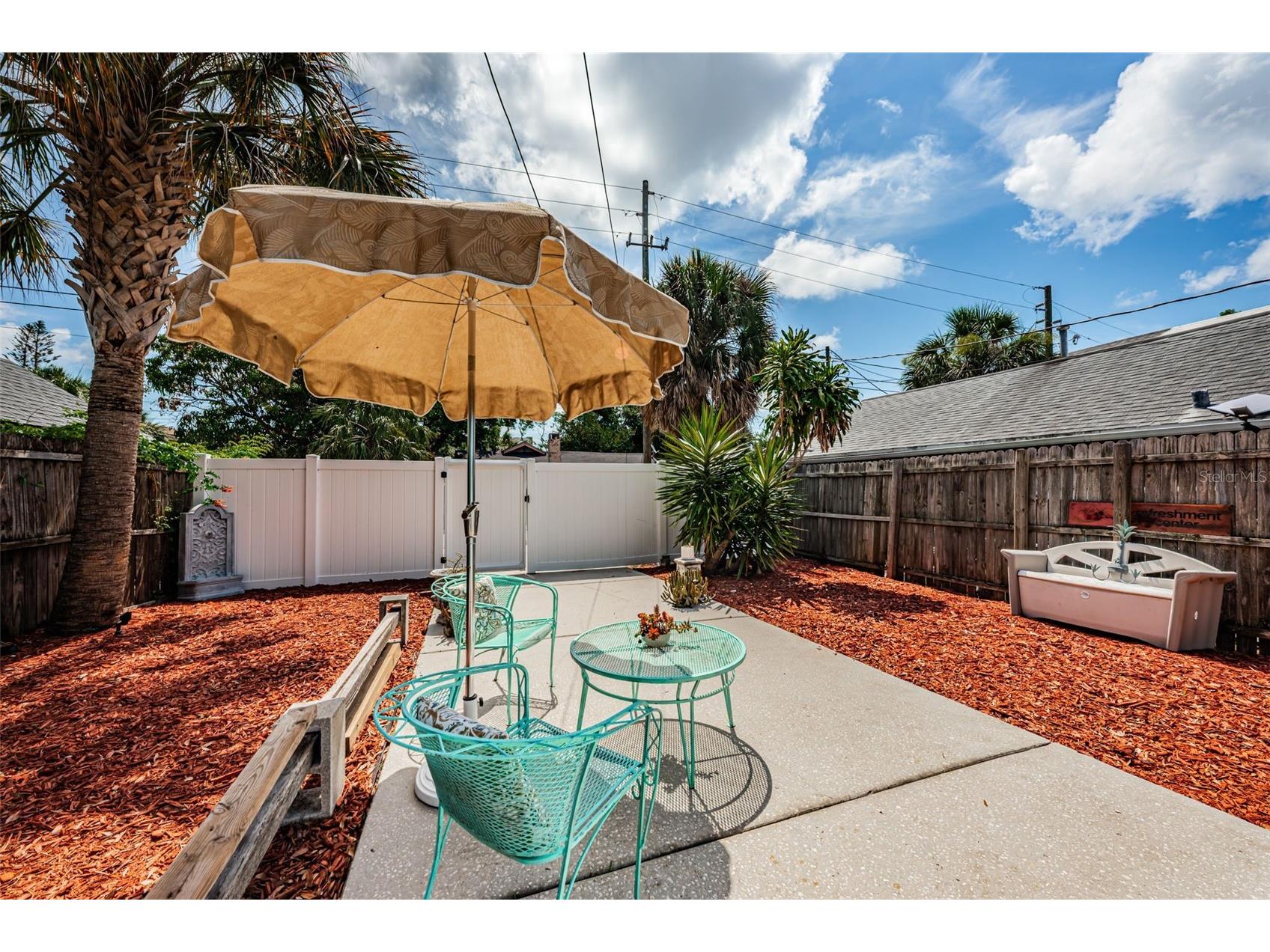 547 15th Street N Saint Petersburg FL 33705 TB8509227 image5