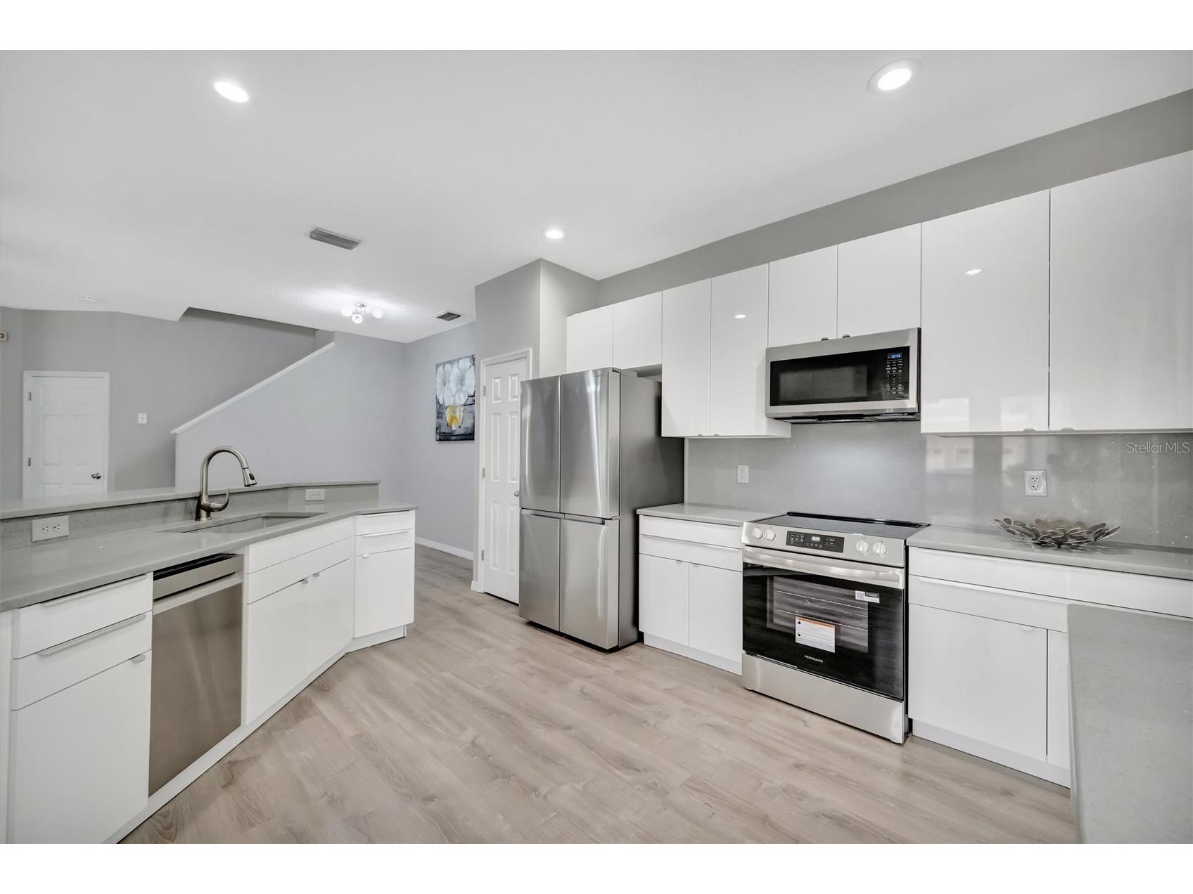 547 Black Lion Drive NE Saint Petersburg FL 33716 TB8518905 image16