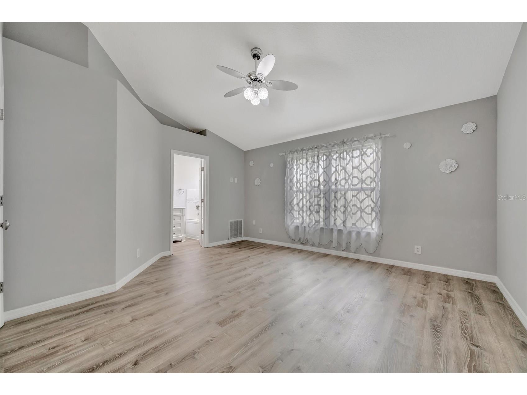547 Black Lion Drive NE Saint Petersburg FL 33716 TB8518905 image30