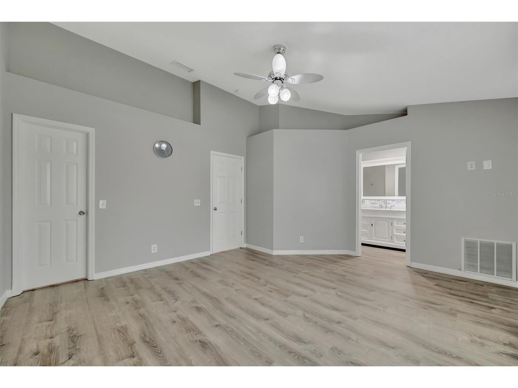547 Black Lion Drive NE Saint Petersburg FL 33716 TB8518905 image31