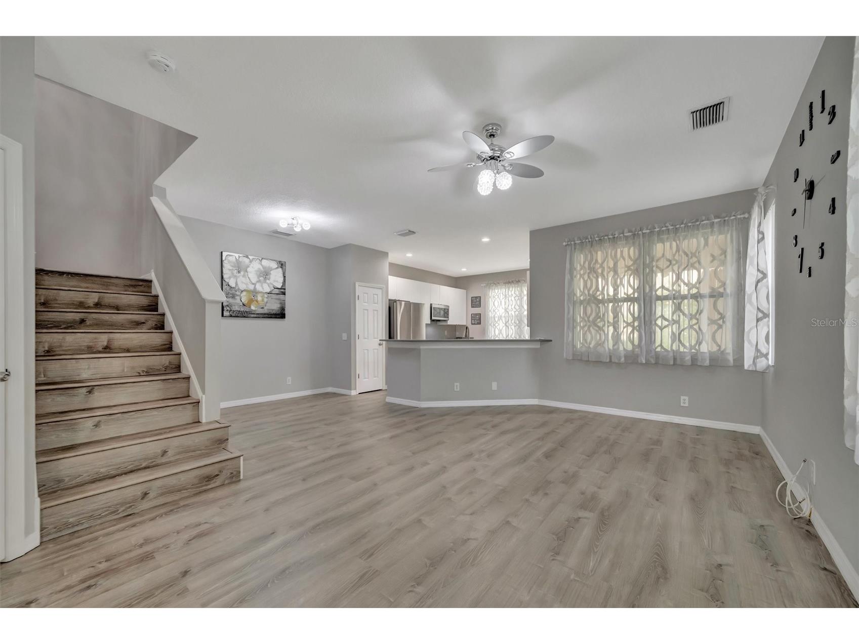 547 Black Lion Drive NE Saint Petersburg FL 33716 TB8518905 image4