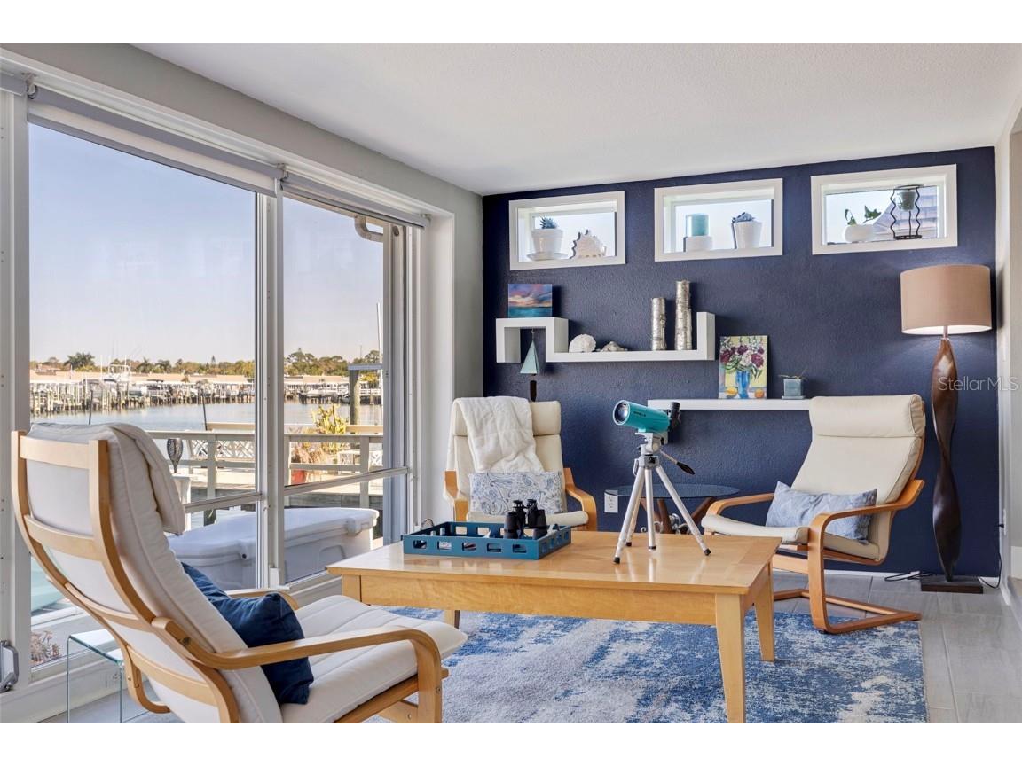 547 Boca Ciega Point Boulevard S #1400 Saint Petersburg FL 33708 U8232328 image1
