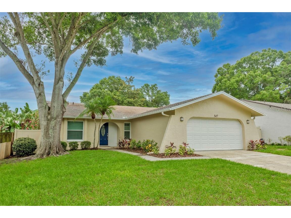 547 Macleod Terrace Dunedin FL 34698 U8197742 image1