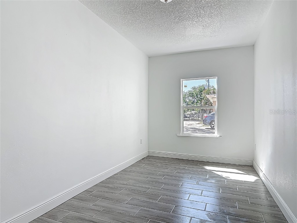 547 N Ridgewood Avenue Daytona Beach FL 32114 O6299469 image18