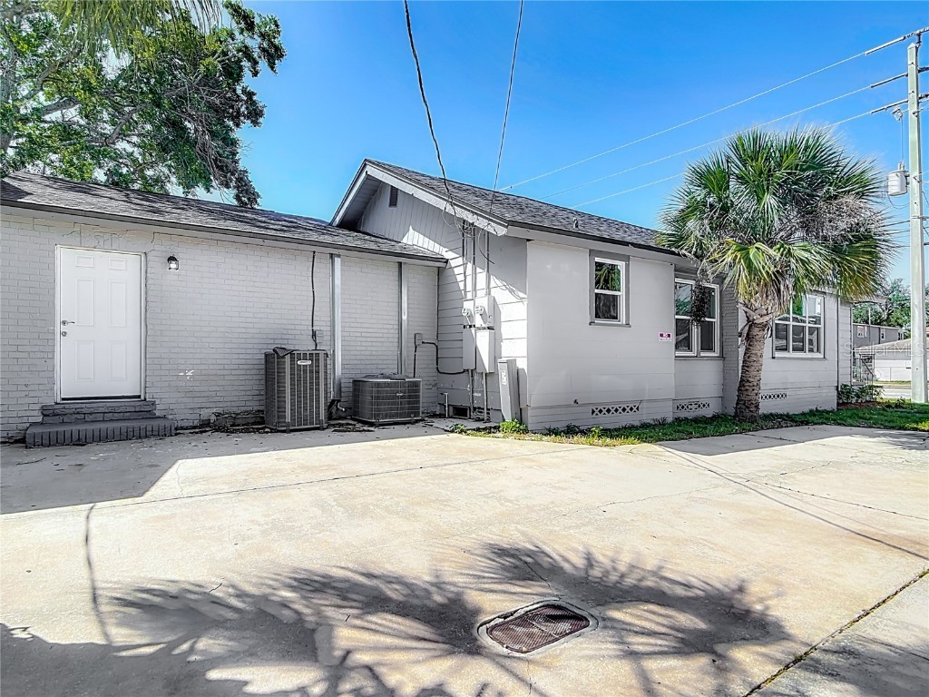 547 N Ridgewood Avenue Daytona Beach FL 32114 O6299469 image21