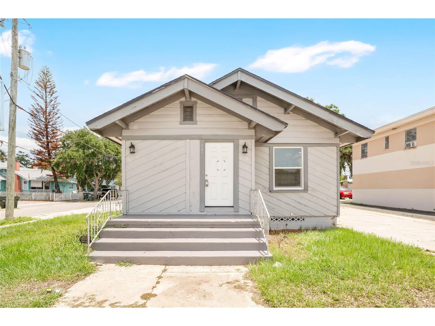 547 N Ridgewood Avenue Daytona Beach FL 32114 V4949523 image2