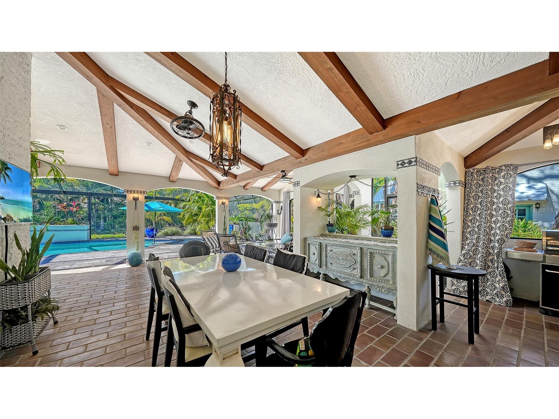 547 N Shore Drive Sarasota FL 34234 A4682843 image27