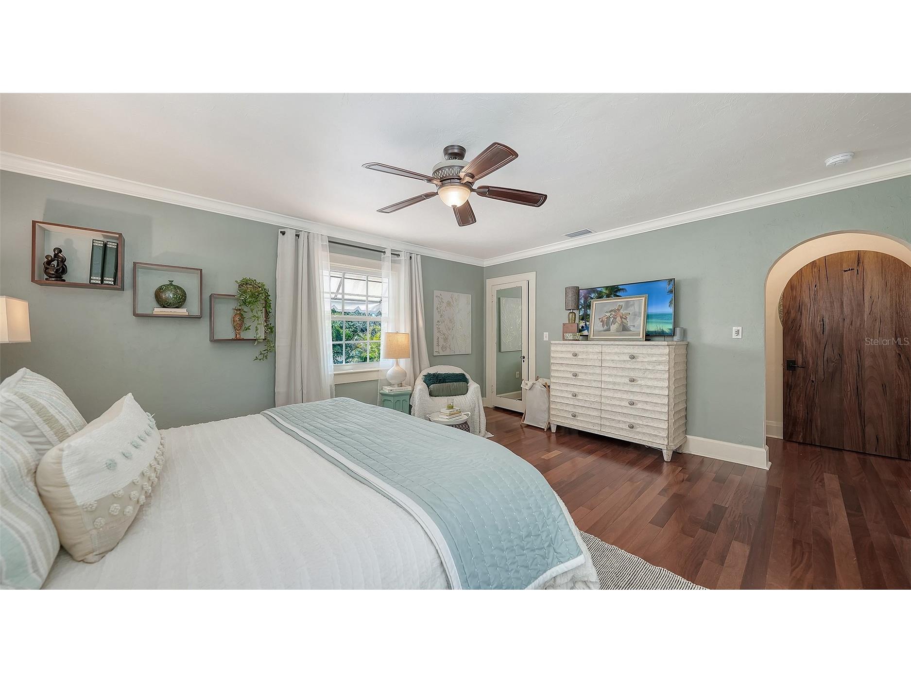 547 N Shore Drive Sarasota FL 34234 A4682843 image34