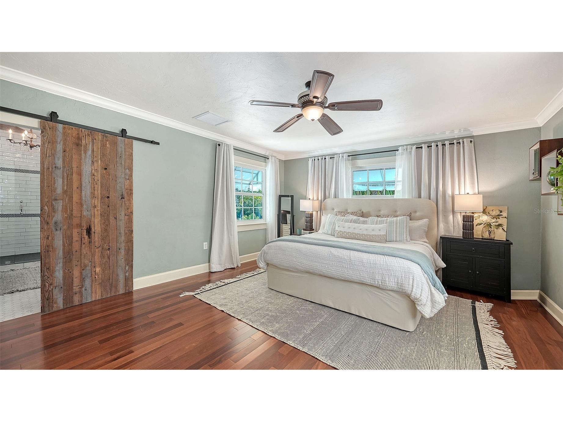 547 N Shore Drive Sarasota FL 34234 A4682843 image35