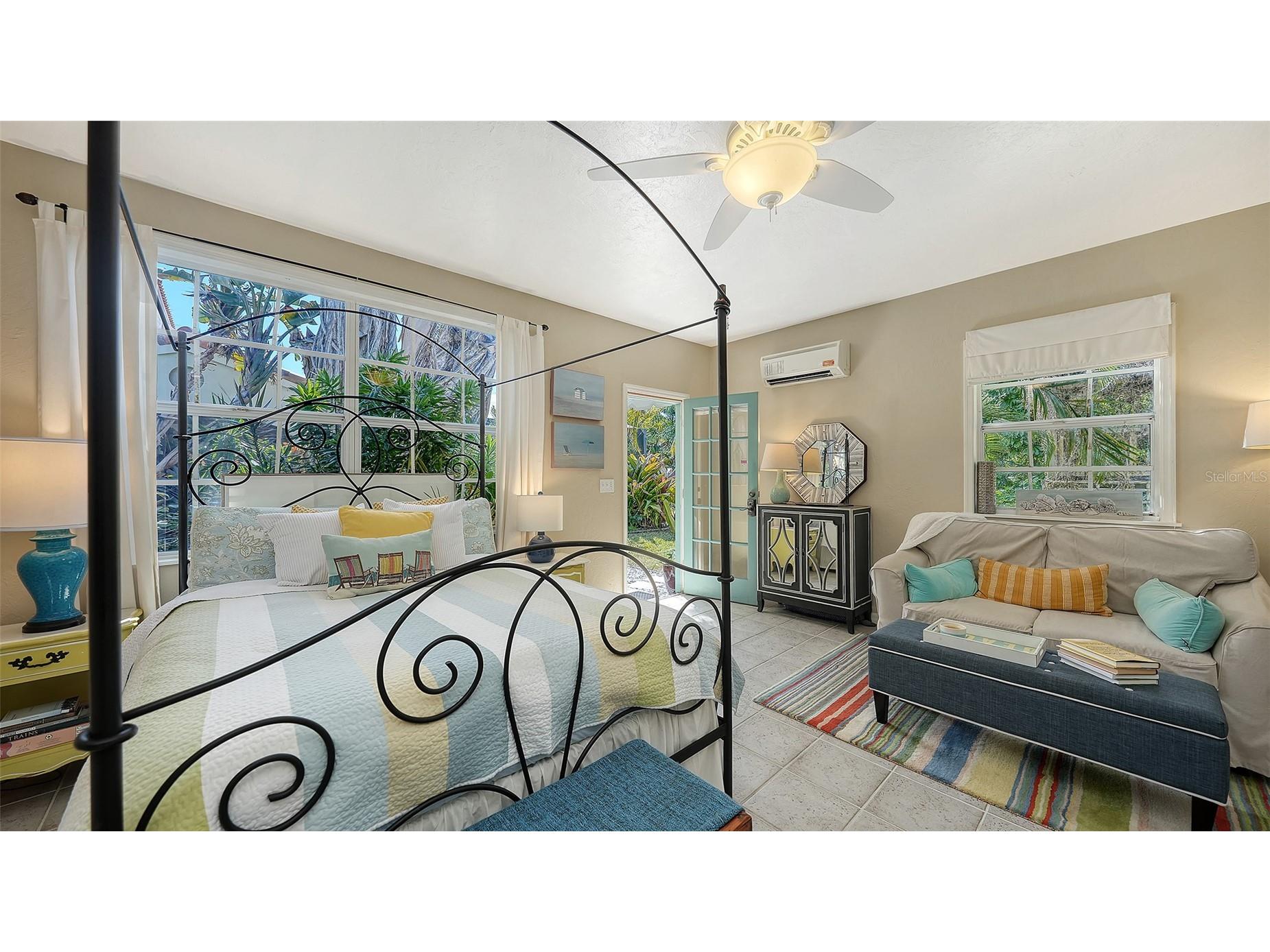 547 N Shore Drive Sarasota FL 34234 A4682843 image46