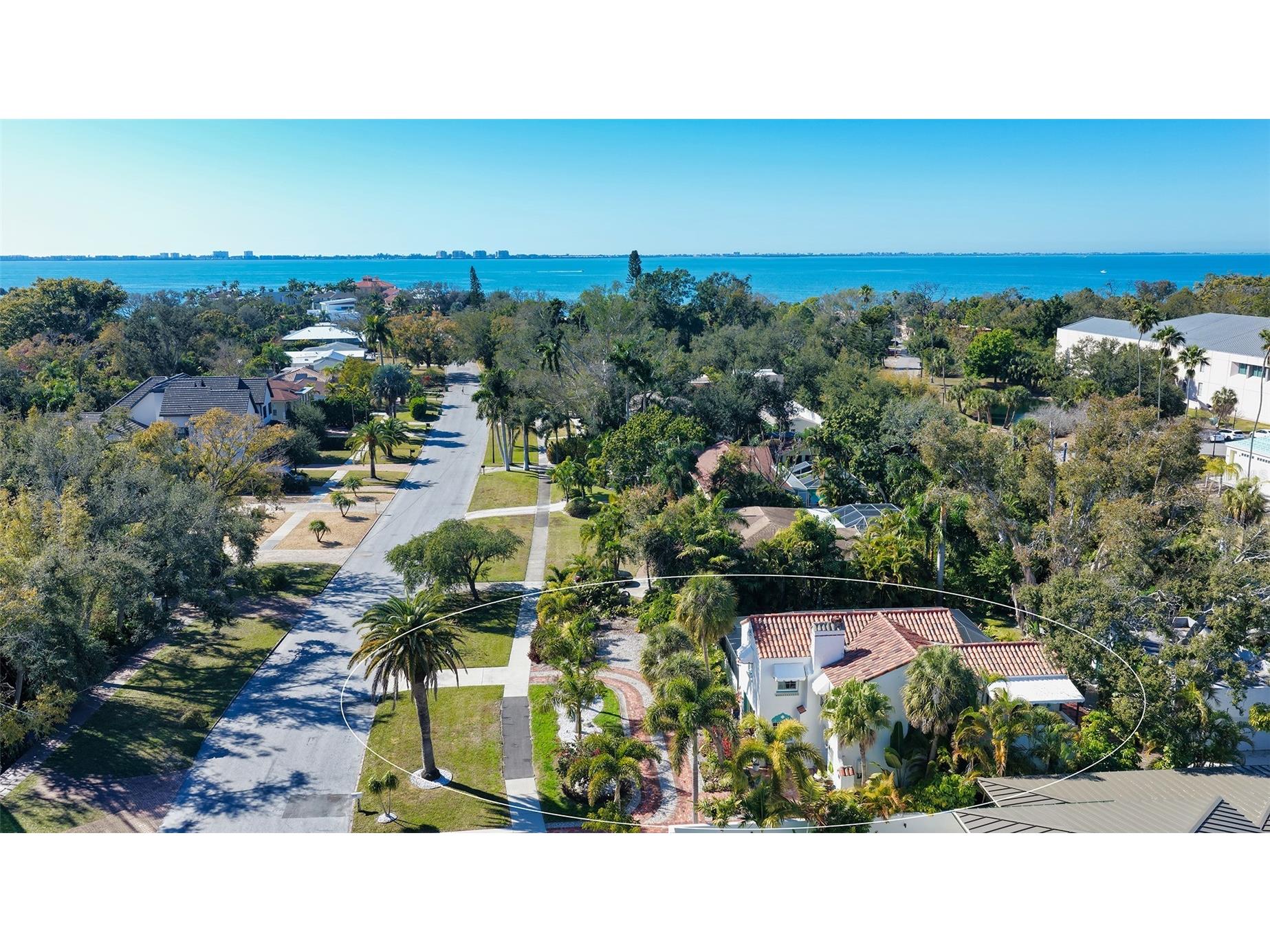 547 N Shore Drive Sarasota FL 34234 A4682843 image54