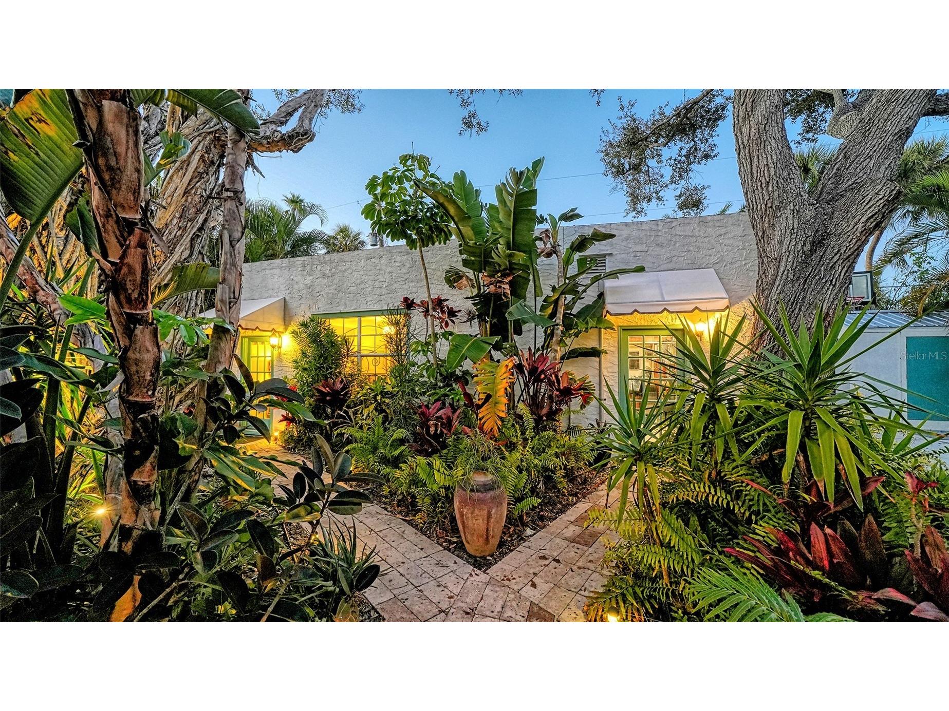 547 N Shore Drive Sarasota FL 34234 A4682843 image57