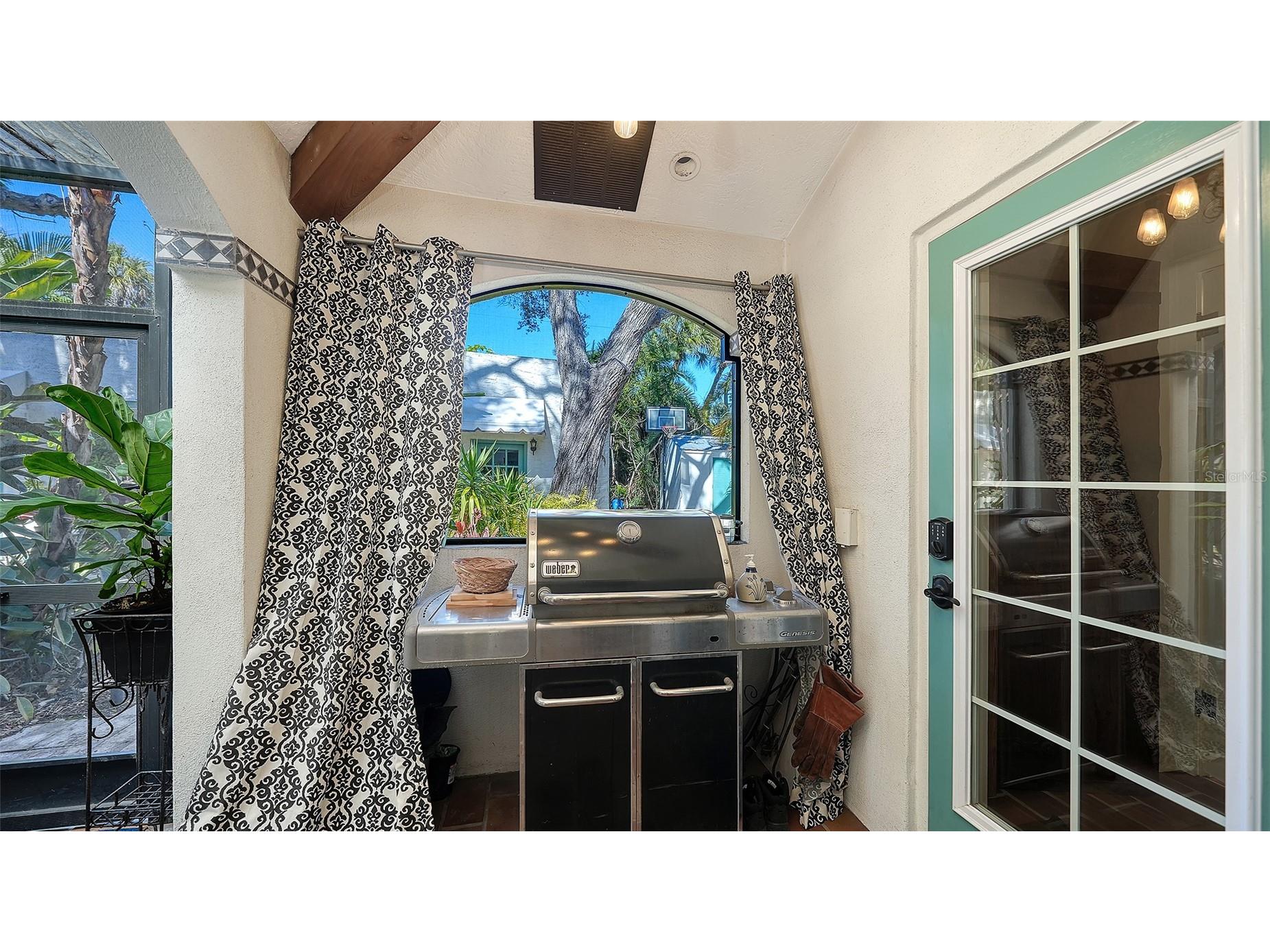 547 N Shore Drive Sarasota FL 34234 A4682843 image62