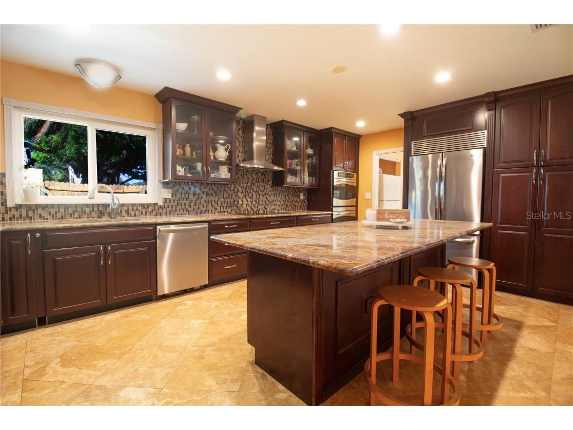 547 Oleander Way S Saint Petersburg FL 33707 TB8442501 image17