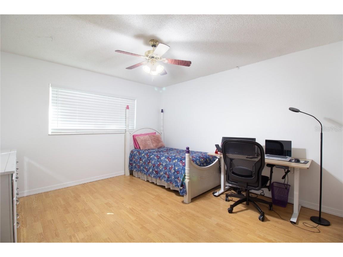 547 Oleander Way S Saint Petersburg FL 33707 TB8442501 image35