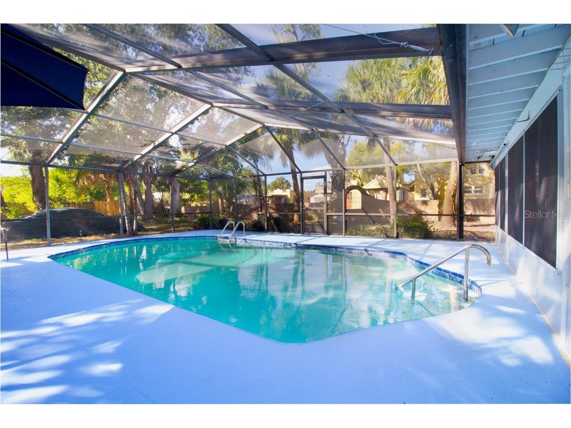 547 Oleander Way S Saint Petersburg FL 33707 TB8442501 image41