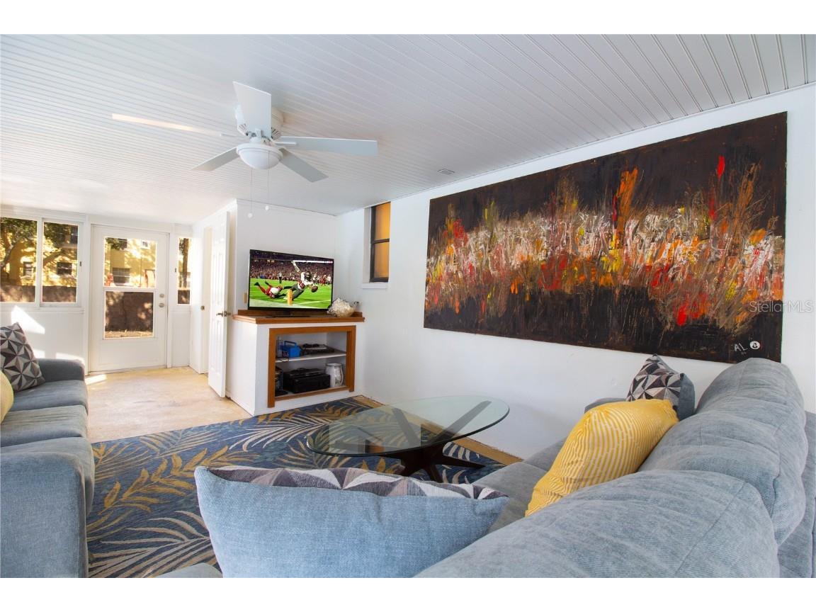 547 Oleander Way S Saint Petersburg FL 33707 TB8442501 image49