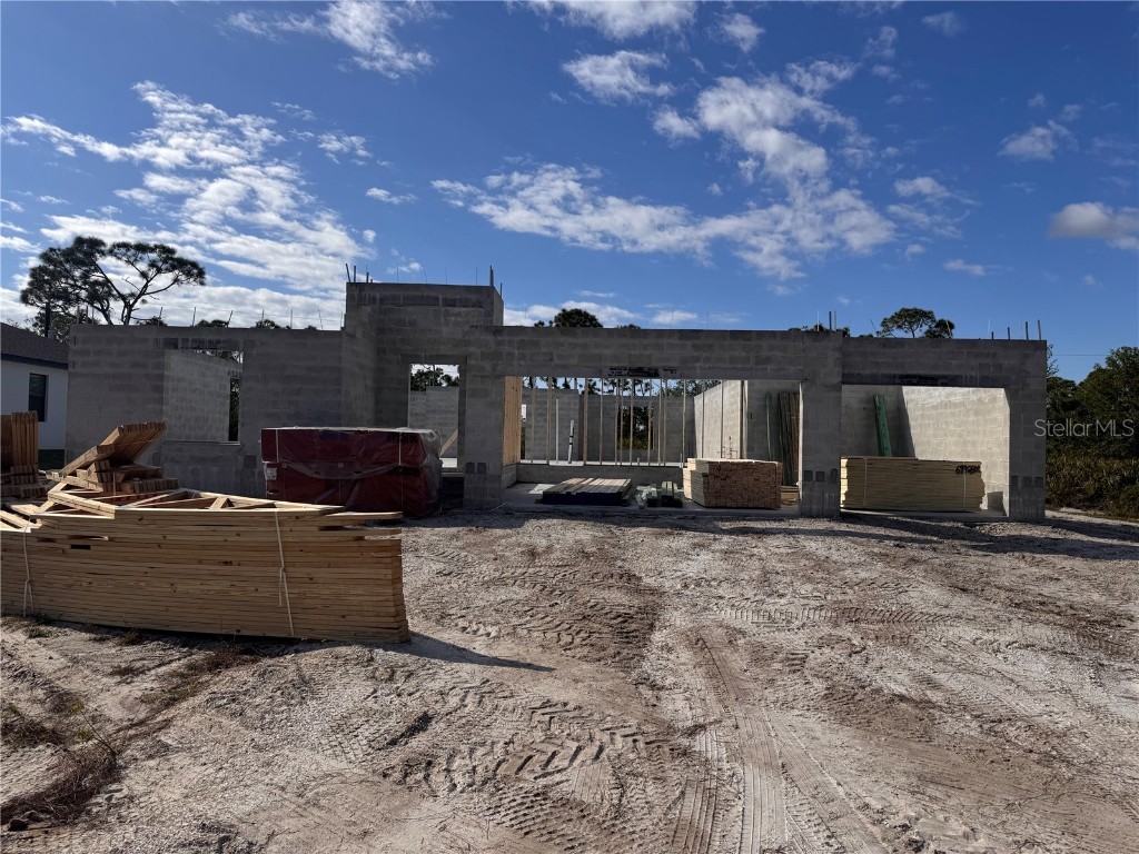 5471 Brussels Terrace Port Charlotte FL 33981 D6139440 image1