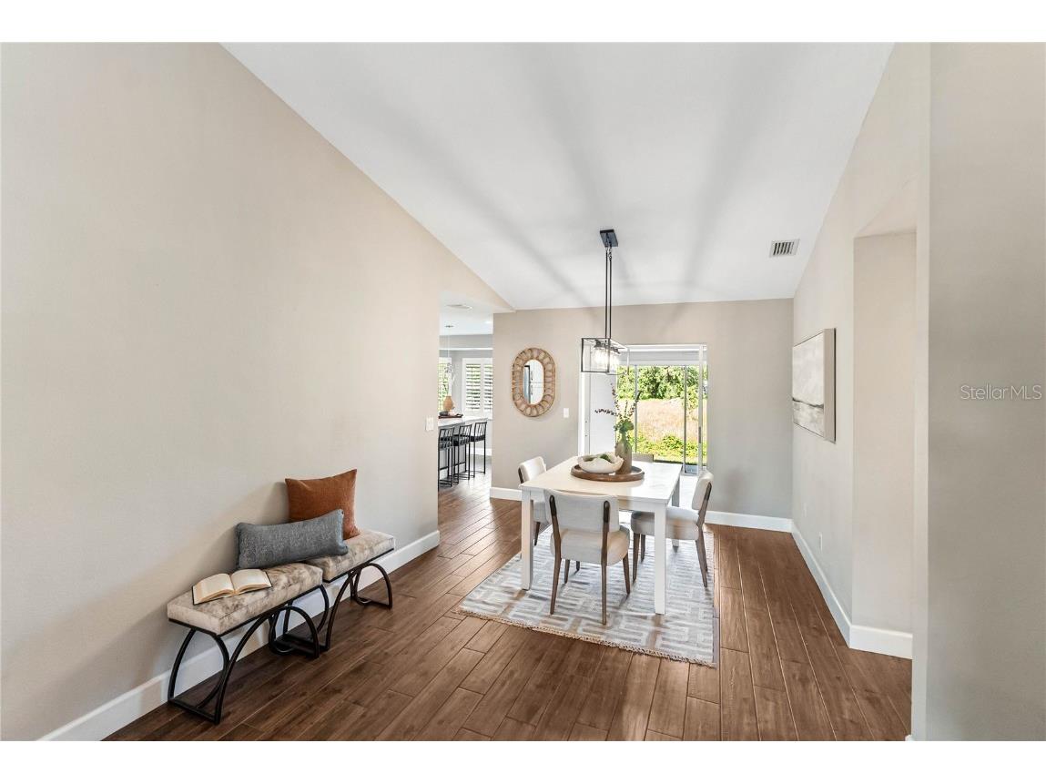 5471 Cynthia Lane Sarasota FL 34235 A4662145 image11