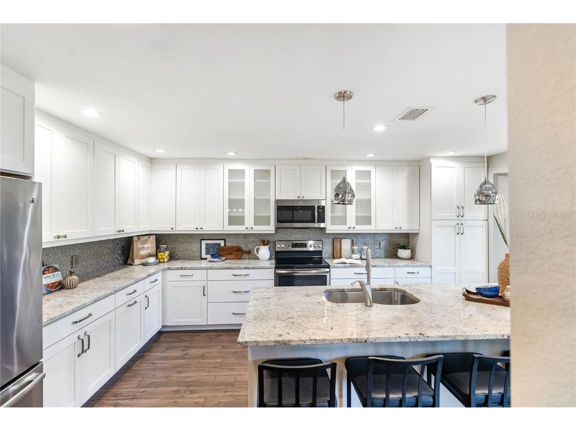 5471 Cynthia Lane Sarasota FL 34235 A4662145 image18