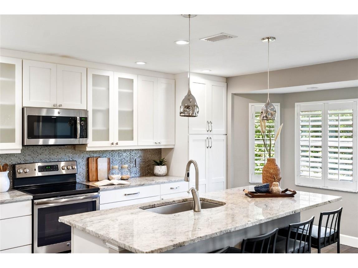 5471 Cynthia Lane Sarasota FL 34235 A4662145 image21