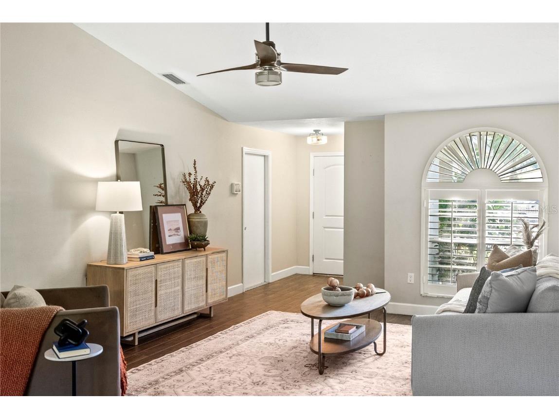 5471 Cynthia Lane Sarasota FL 34235 A4662145 image6