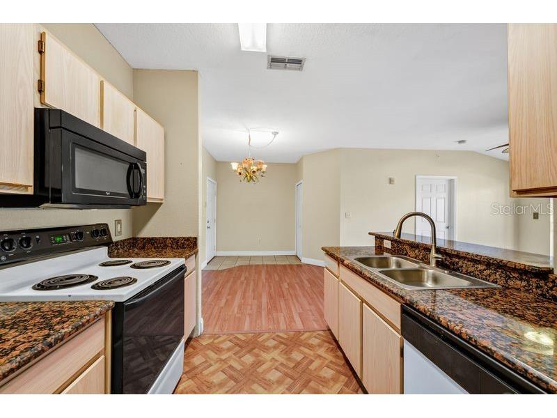 5471 Vineland Road #7301 Orlando FL 32811 O6389405 image2