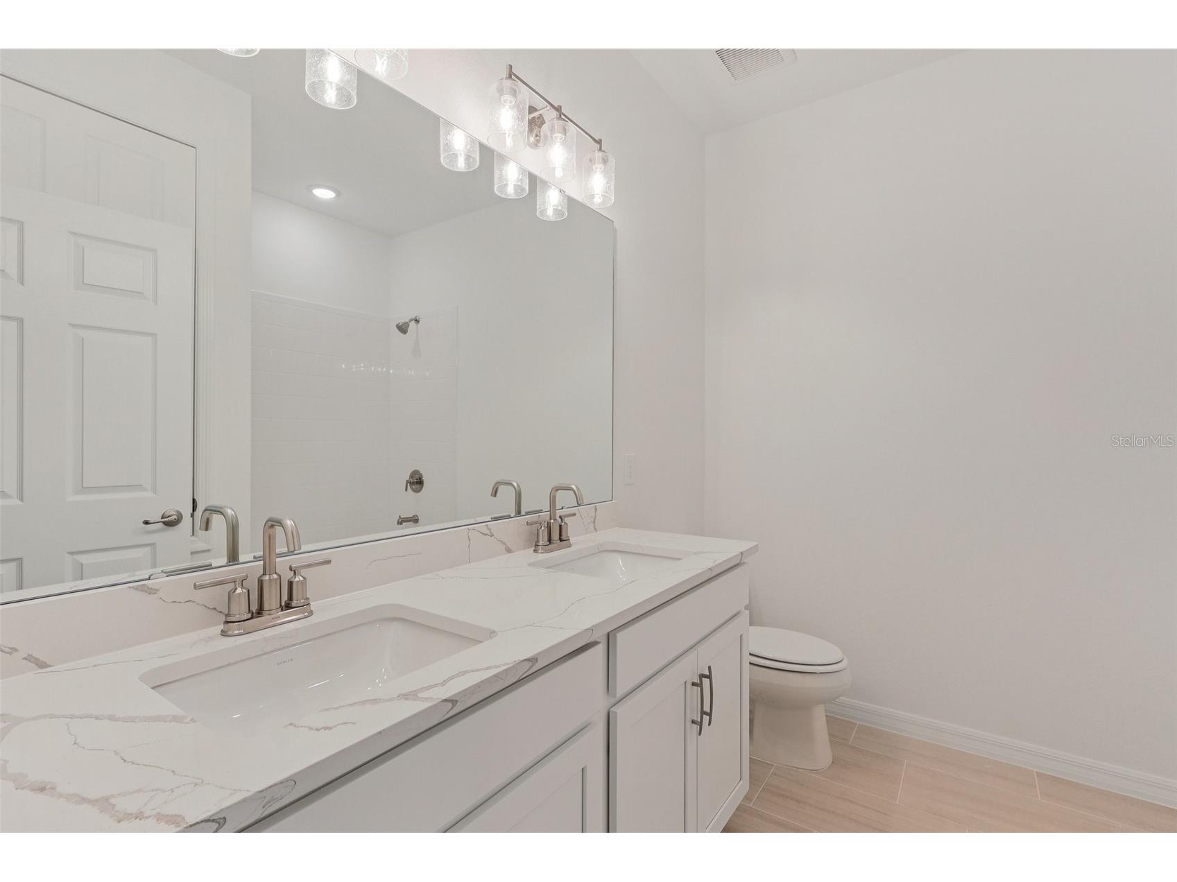 5472 Hanover Square Saint Cloud FL 34771 O6336223 image11