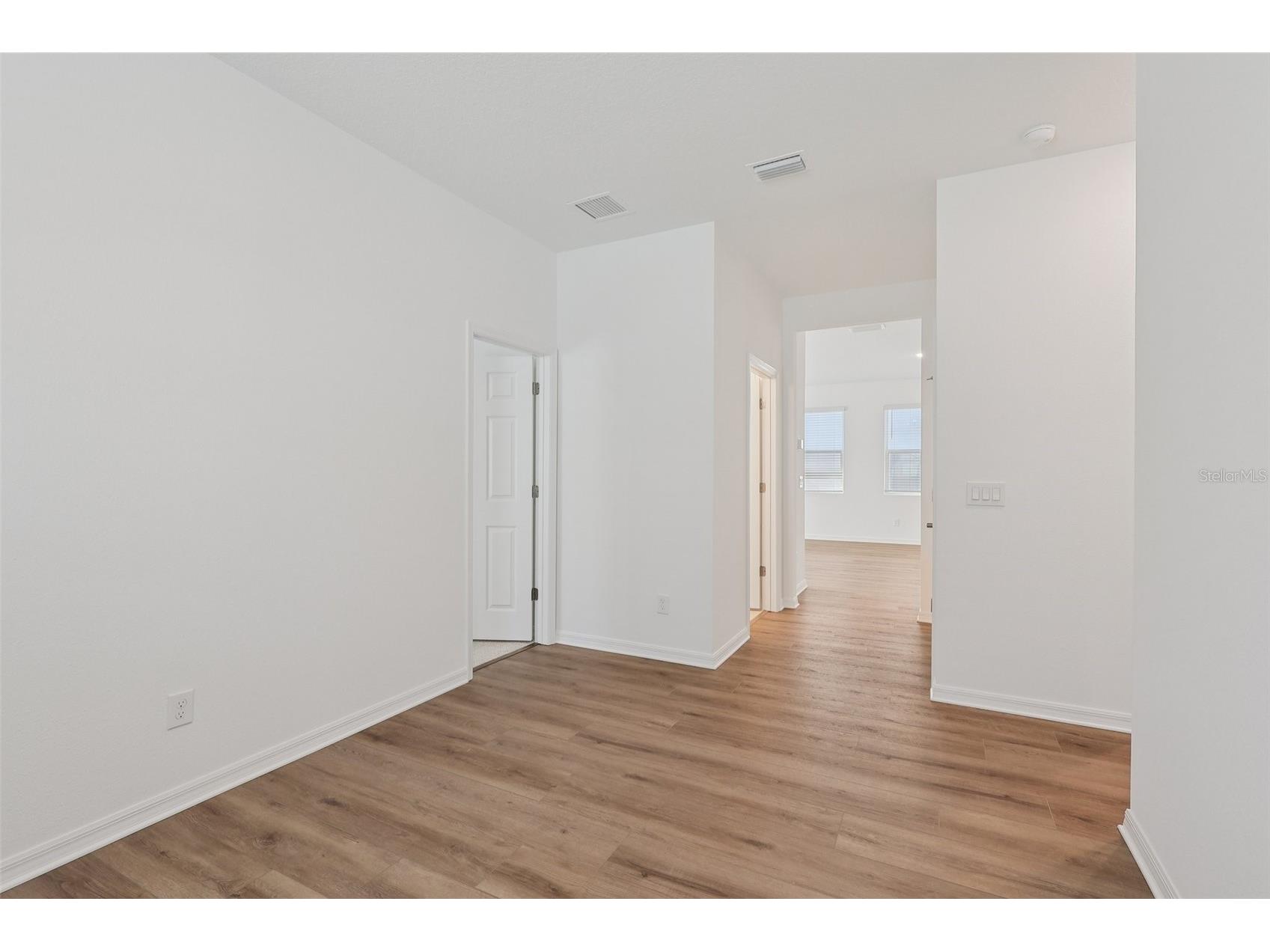 5472 Hanover Square Saint Cloud FL 34771 O6336223 image12