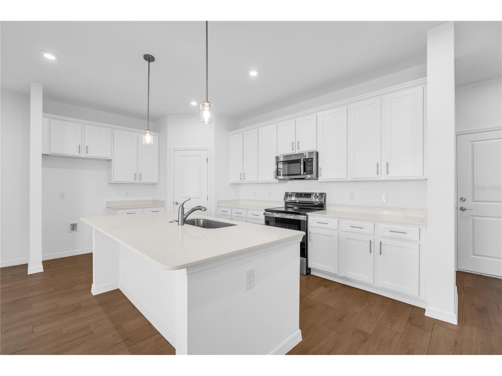 5472 Meadow Walk Drive Davenport FL 33837 O6389450 image10