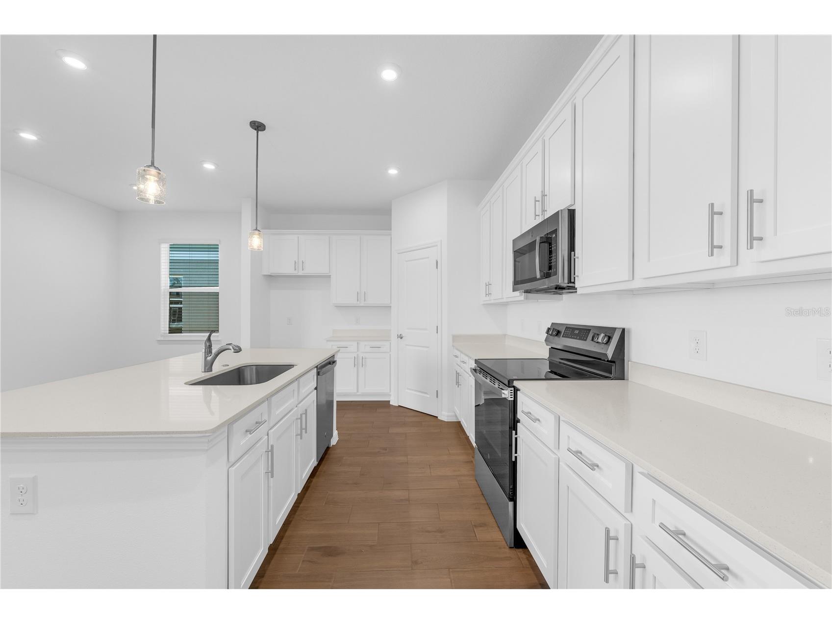 5472 Meadow Walk Drive Davenport FL 33837 O6389450 image11