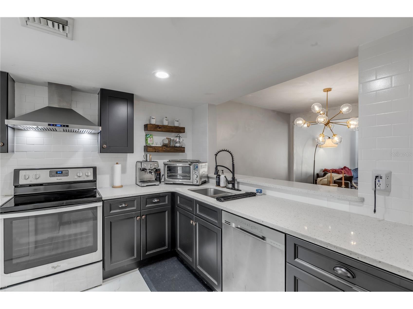 5472 Pine Creek Drive #2006B Orlando FL 32811 O6408004 image4