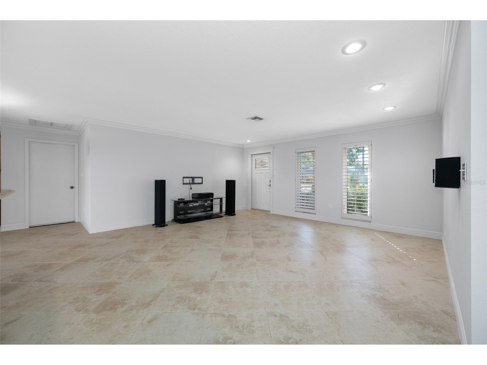 5473 97th Way N Saint Petersburg FL 33708 TB8467916 image14