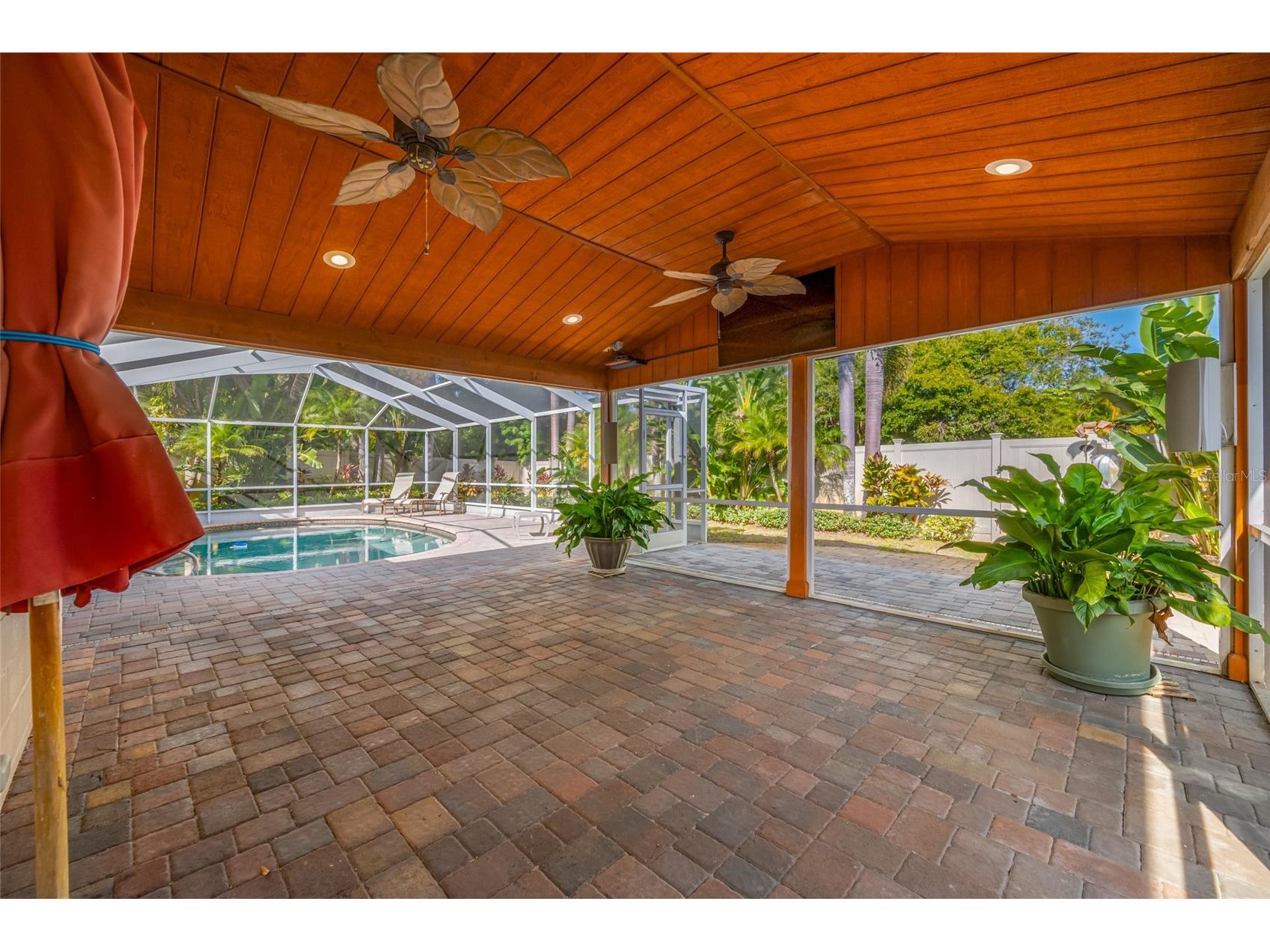 5473 97th Way N Saint Petersburg FL 33708 TB8467916 image53