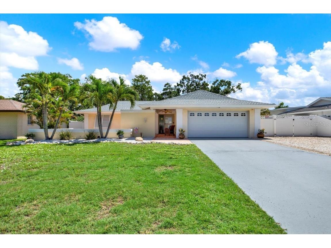 5473 Bayshore Drive Seminole FL 33772 TB8395333 image1