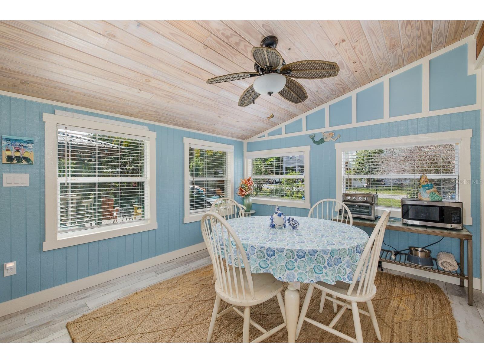 5473 Darlene Street Weeki Wachee FL 34607 - WEEKI WACHEE RIVER W7885572 image12