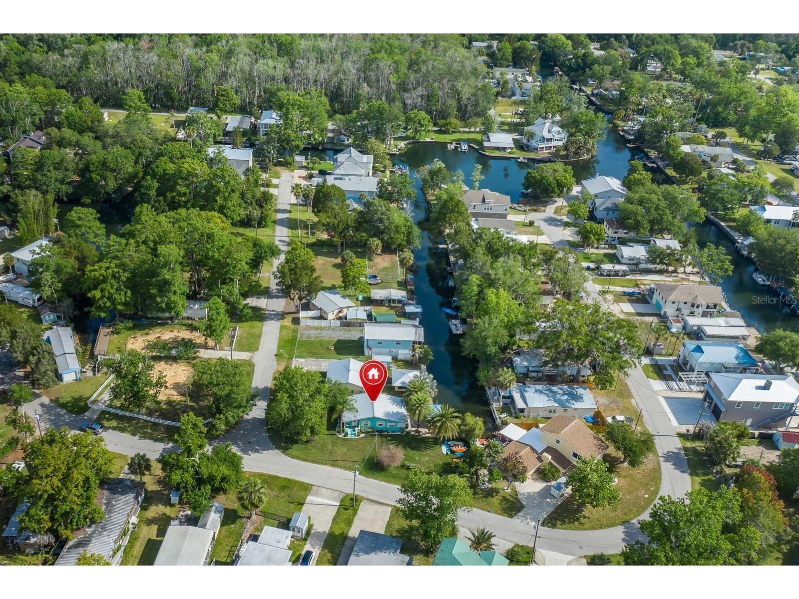 5473 Darlene Street Weeki Wachee FL 34607 - WEEKI WACHEE RIVER W7885572 image7