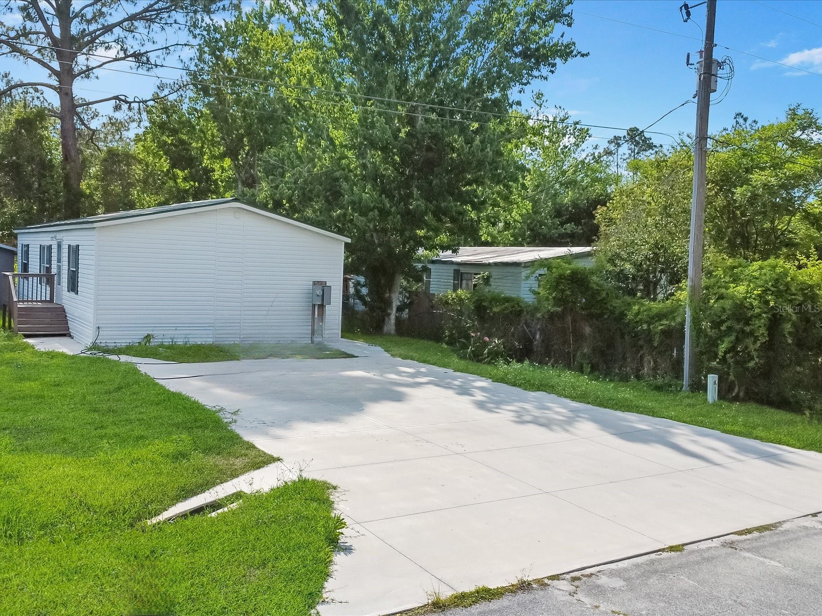 54735 Williams Street Astor FL 32102 S5151428 image1