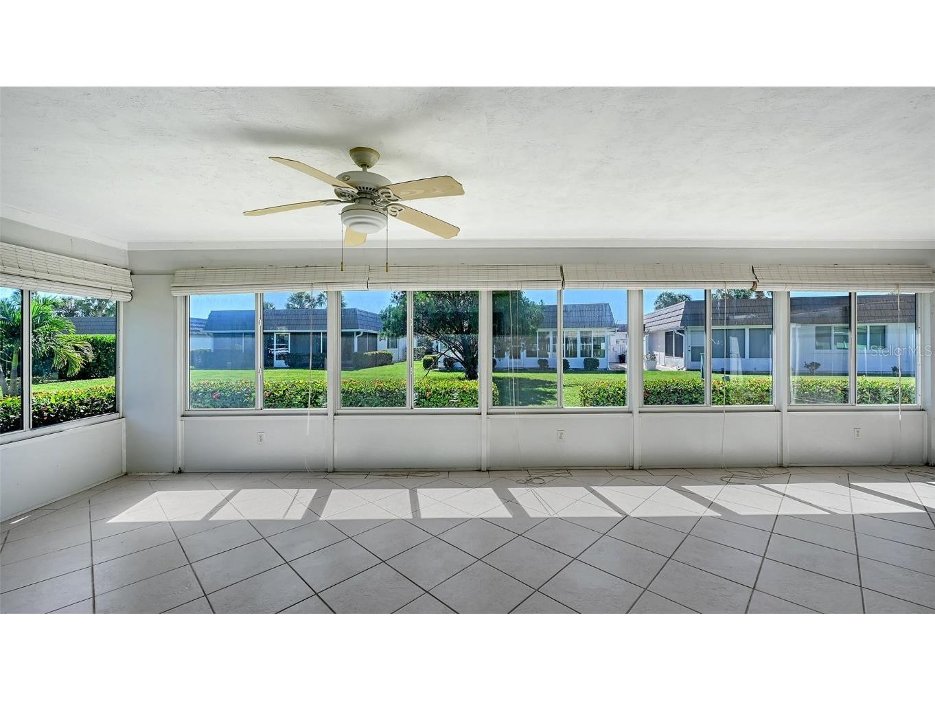 5474 Riverbluff Circle #V35 Sarasota FL 34231 A4669393 image25