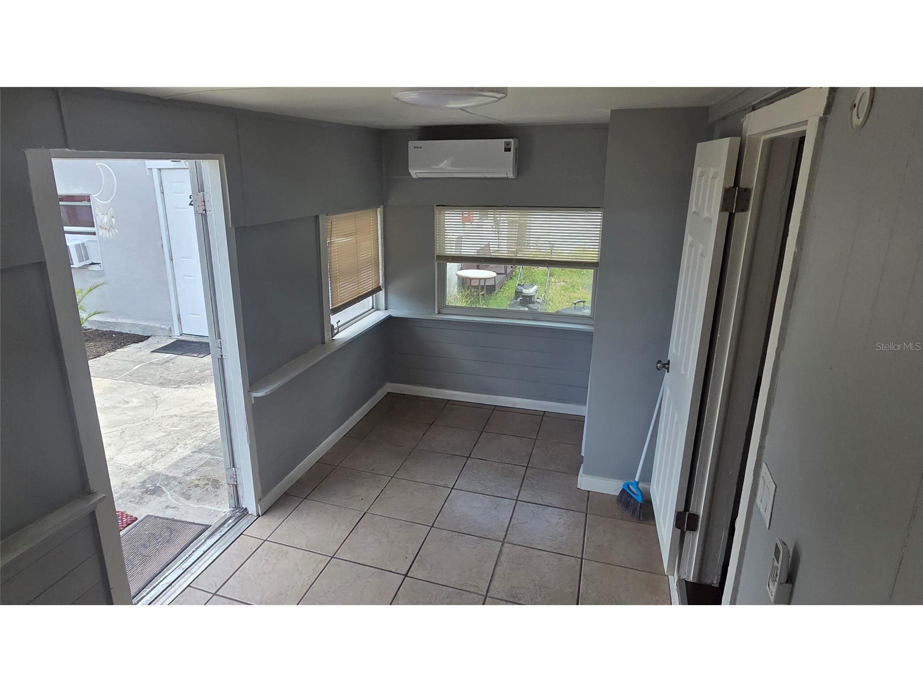 5475 42nd Street N #1 Saint Petersburg FL 33714 TB8506502 image3