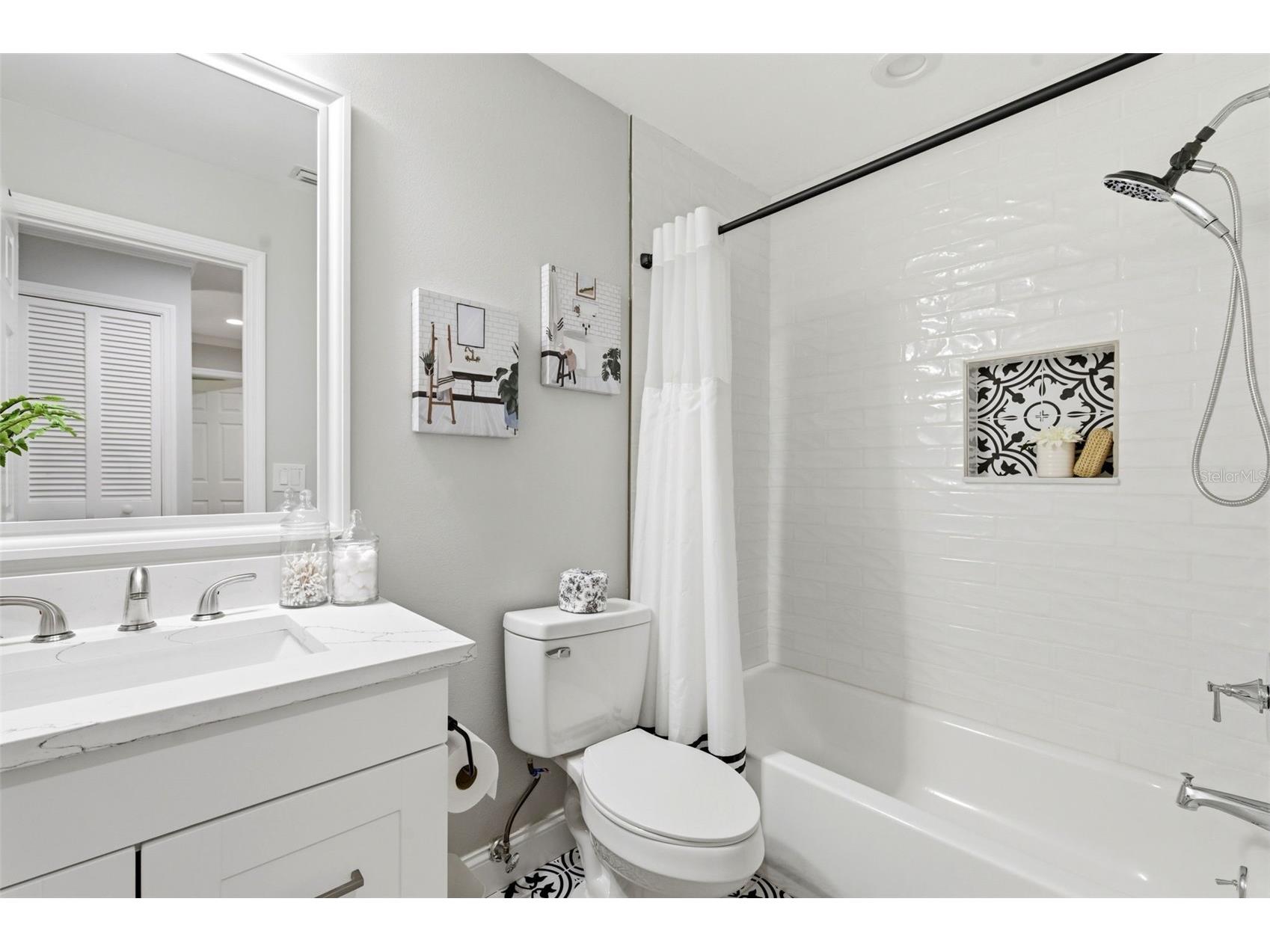 5475 Chanteclaire #58 Sarasota FL 34235 A4695707 image18