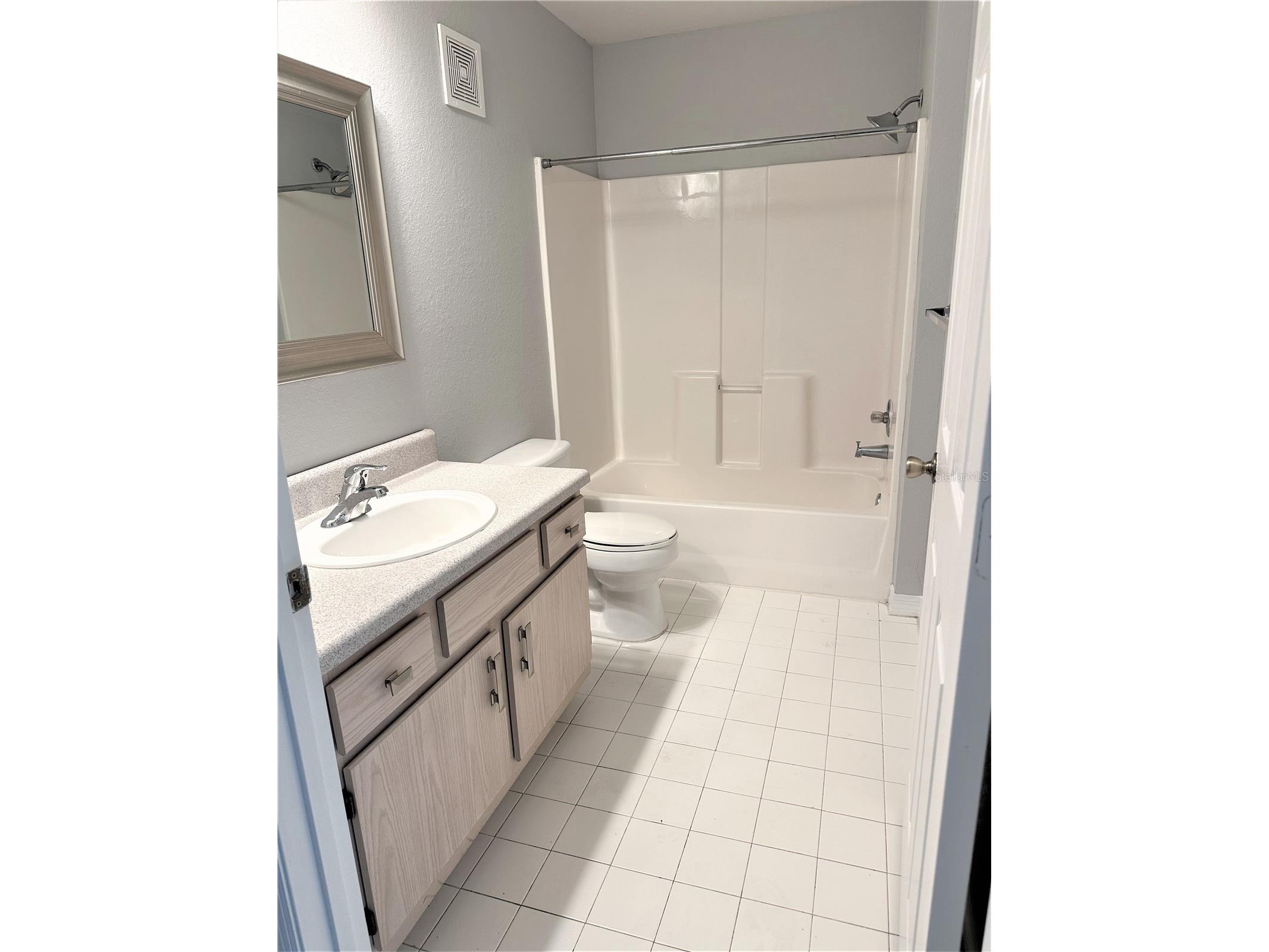 5475 Vineland Road #8304 Orlando FL 32811 O6413185 image24